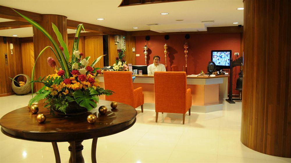 Lullaby Inn Silom 방콕 외부 사진