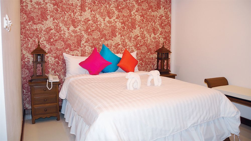 Lullaby Inn Silom 방콕 외부 사진