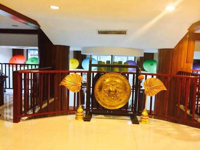 Lullaby Inn Silom 방콕 외부 사진