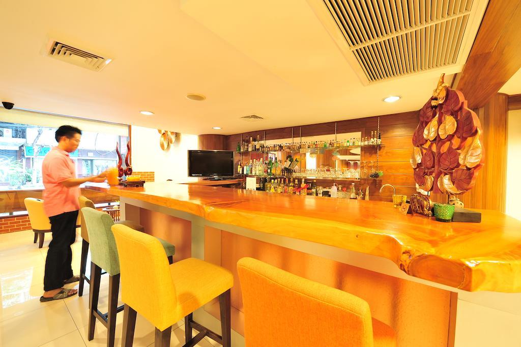 Lullaby Inn Silom 방콕 외부 사진