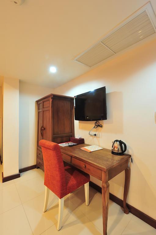 Lullaby Inn Silom 방콕 외부 사진
